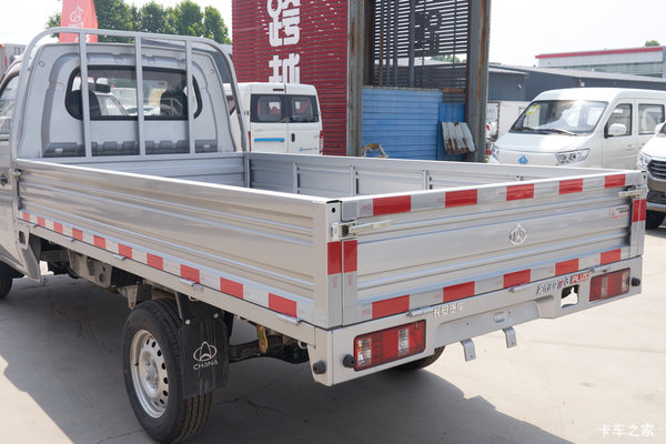 疯狂促销,直降0.1万!泰安市新豹T3 PLUS载货车系列优惠价