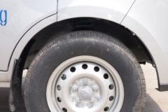 长安跨越新豹T3 PLUS 1.6L汽油 122马力 东安5档 3.09米单排厢式微卡