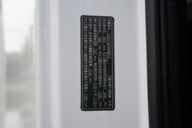 江山SE&nbsp;电动牵引车驾驶室图片