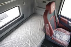 三一重卡江山SE 标载版 4X2 纯电动牵引车 亿纬636kWh 三一重卡江山SE 标载版 4X2 纯电动牵引车 亿纬636kWh