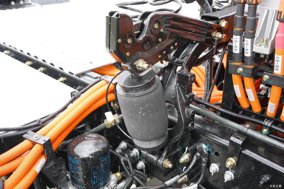 һؿɽSE ذ 4X2 綯ǣ γ636kWh