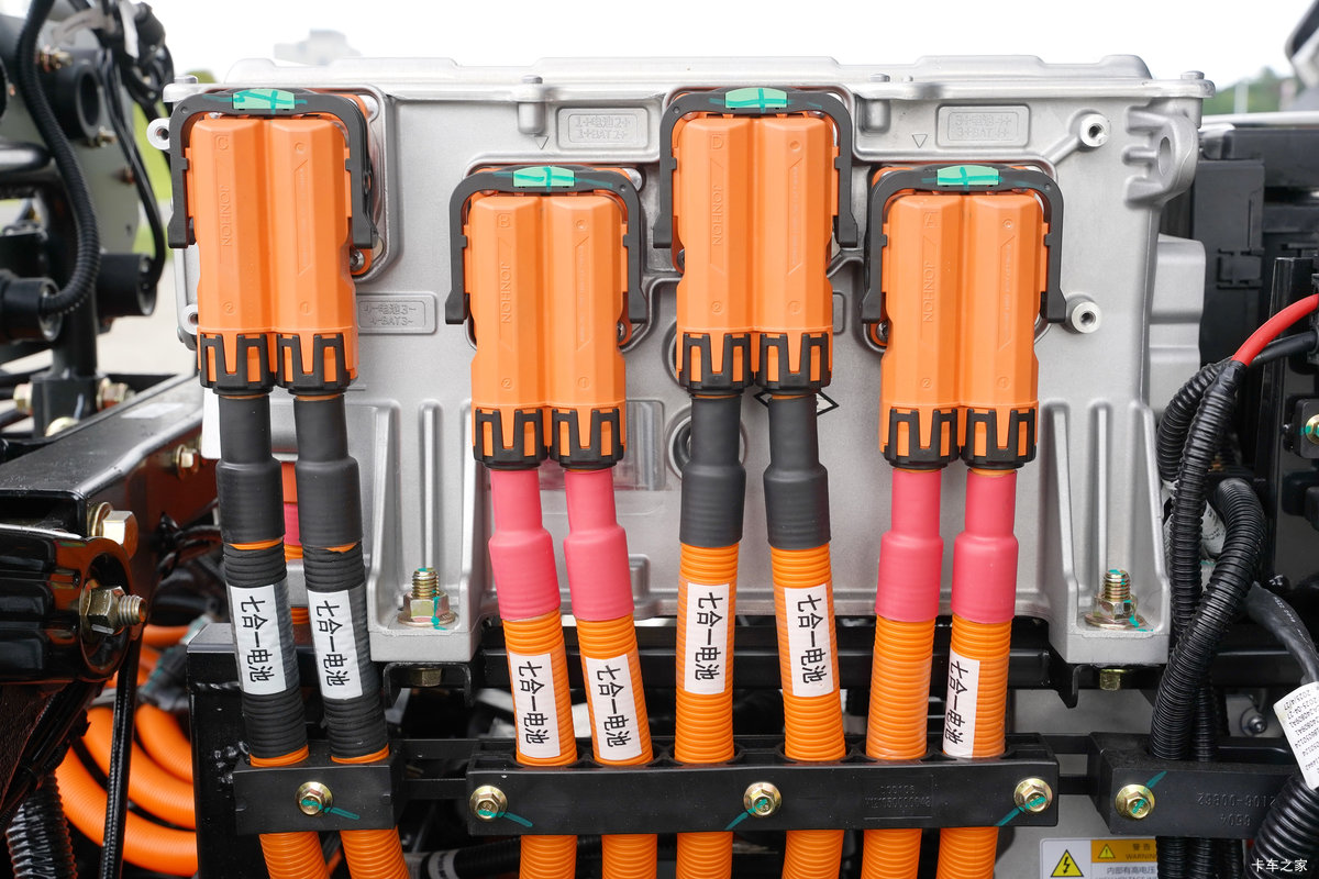 һؿɽSE ذ 4X2 綯ǣ γ636kWh