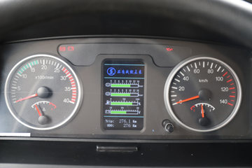 �������ó� ����G500 ���ϰ� 4.3L���� 240���� 4X2 ��ʿ��10�� 5.2���Ű���ж��ͼƬ