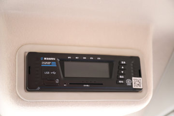 �������ó� ����G500 ���ϰ� 4.3L���� 240���� 4X2 ��ʿ��10�� 5.2���Ű���ж��ͼƬ