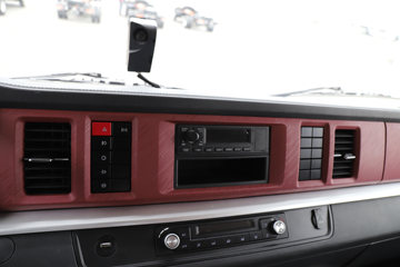 �������ó� ����G500 ���ϰ� 4.3L���� 240���� 4X2 ��ʿ��10�� 5.2���Ű���ж��ͼƬ