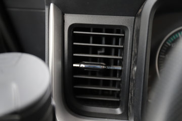 �������ó� ����G500 ���ϰ� 4.3L���� 240���� 4X2 ��ʿ��10�� 5.2���Ű���ж��ͼƬ