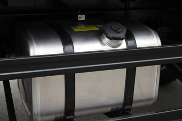 �������ó� ����G500 ���ϰ� 4.3L���� 240���� 4X2 ��ʿ��10�� 5.2���Ű���ж��ͼƬ