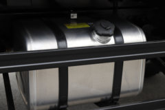 陕汽商用车 德龙G500 复合版 4.3L柴油 240马力 4X2 法士特10档 5.2米排半自卸车