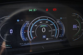 智云S400&nbsp;电动自卸车驾驶室图片