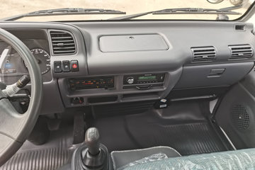  忧 2.5L 131 ʮ5 3.6׵ʽῨ ͼƬ