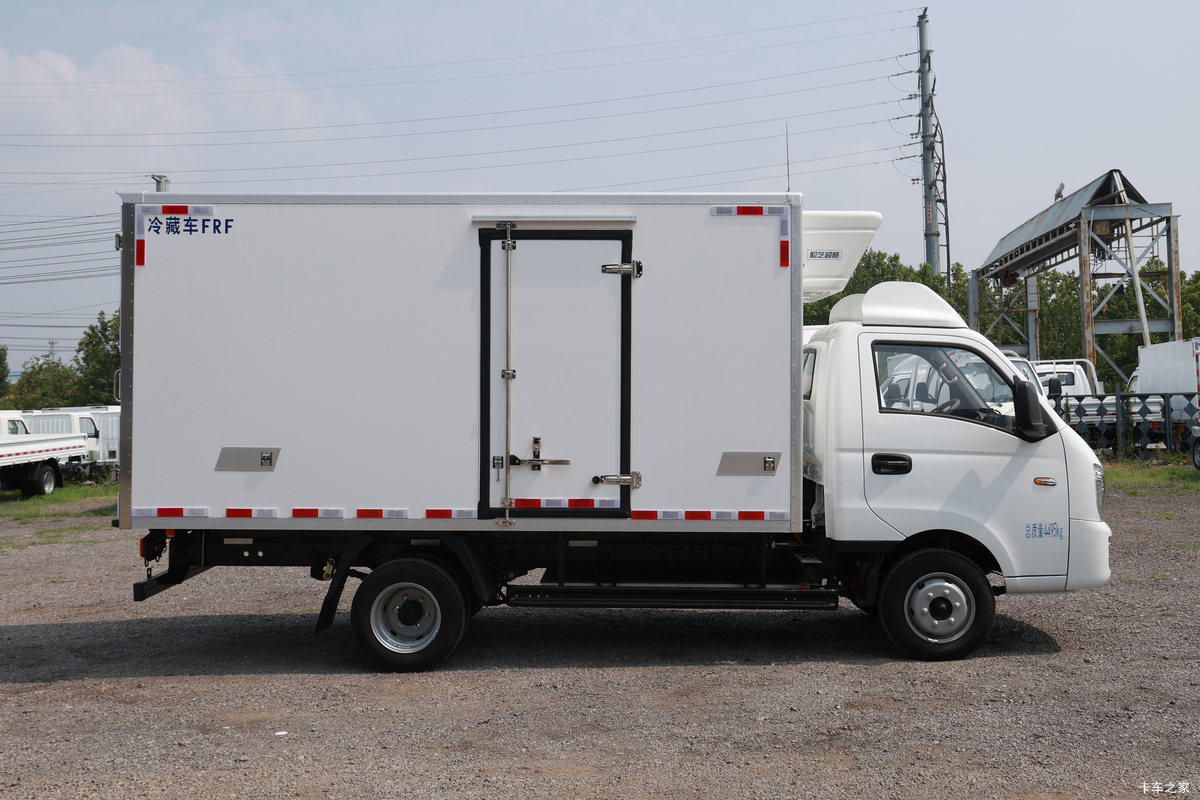 Զ F5E 2025 ˰ 4X2 3.82׵Ŵ綯س о61.669kWh