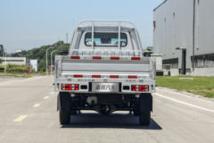 金杯T3 2025款经典型 1.5L汽油 102马力 4X2 后单轮 3.1米单排栏板微卡 金杯T3 2025款经典型 1.5L汽油 102马力 4X2 后单轮 3.1米单排栏板微卡