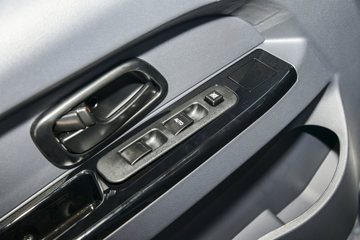 ��T3 2025����� 1.5L���� 102���� 4X2 ���� 3.1�׵�������΢��ͼƬ