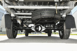 金杯T3&nbsp;载货车底盘                                                图片