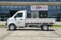 金杯T3 2025款超享型 1.5L汽油 102马力 后单胎 2.7米单排栏板微卡