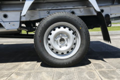 金杯T3 2025款超享型 1.5L汽油 102马力 后单胎 2.7米单排栏板微卡