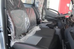 江淮 帅铃EV5 4.5T 4.22米单排纯电动栏板轻卡81.14kWh