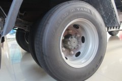 江淮 帅铃EV5 4.5T 4.22米单排纯电动栏板轻卡81.14kWh