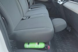 T6&nbsp;电动冷藏车驾驶室图片