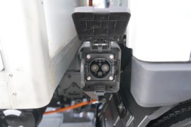 T6&nbsp;电动冷藏车底盘图片