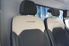 宇通轻卡T6 气刹 4.2米单排纯电动栏板轻卡 深澜155.332kWh