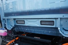 宇通轻卡T6 气刹 4.2米单排纯电动栏板轻卡 深澜155.332kWh