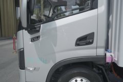 宇通轻卡T6 气刹 4.2米单排纯电动厢式轻卡 深澜155.332kWh