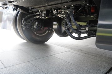 ��ͨ�ῨT6 ��ɲ 4.2�׵��Ŵ��綯��ʽ�Ῠ ����155.332kWhͼƬ