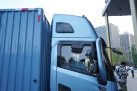 T6&nbsp;电动载货车外观图片