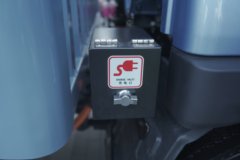 宇通轻卡T6 高顶 4.2米单排纯电动厢式轻卡 深澜155.332kWh