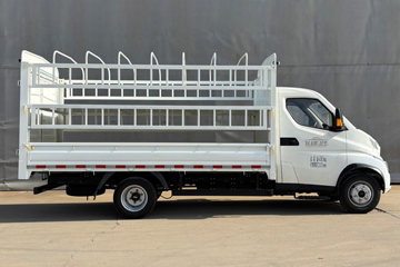 �ɵ�U9 Һɲ 3.88�׵��Ŵ��綯��դʽ΢�� �д��º�56.67kWhͼƬ