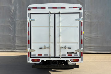 �ɵ�U9 Һɲ 3.88�׵��Ŵ��綯��դʽ΢�� �д��º�56.67kWhͼƬ