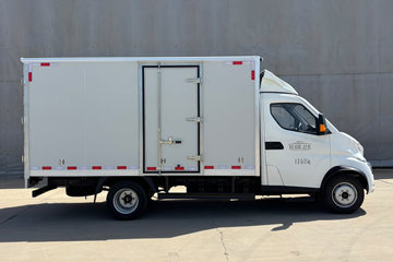 �ɵ�U9 Һɲ 3.88�׵��Ŵ��綯��ʽ΢�� �д��º�56.67kWhͼƬ