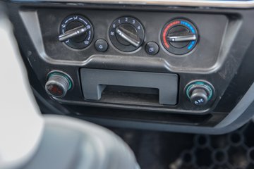 縣F6 3L 170 4X2 8 4.1׵жͼƬ