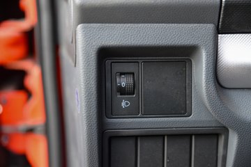 縣F6 3L 170 4X2 8 4.1׵жͼƬ