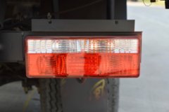 东风福瑞卡F6 3L柴油 170马力 4X2 8档 4.1米单排自卸车