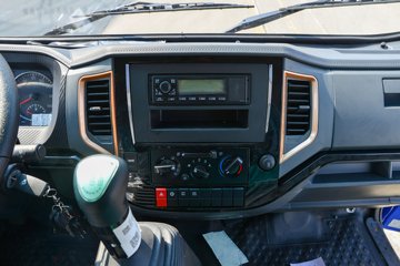 ���縣��R5 2.4L���� 155���� ��ʿ��8�� 3.1�׵�����ж��ͼƬ