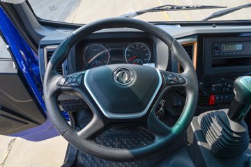 ���縣��R5 2.4L���� 155���� ��ʿ��8�� 3.1�׵�����ж��ͼƬ