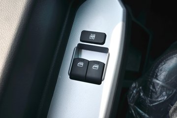 ���縣��R5 2.4L���� 155���� ��ʿ��8�� 3.1�׵�����ж��ͼƬ