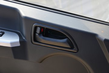 ���縣��R5 2.4L���� 155���� ��ʿ��8�� 3.1�׵�����ж��ͼƬ