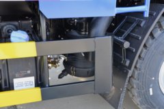 东风福瑞卡R5 2.4L柴油 155马力 法士特8档 3.1米单排自卸车