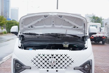 ���� �����V5 2025�� 1.6L���� 122���� 2�� ��ջ���ͼƬ