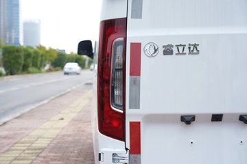 ���� �����V5 2025�� 1.6L���� 122���� 2�� ��ջ���ͼƬ