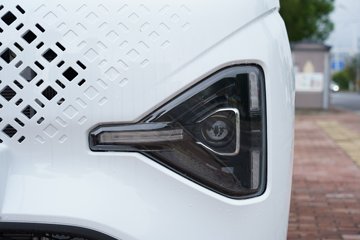 ���� �����V5 2025�� 1.6L���� 122���� 2�� ��ջ���ͼƬ