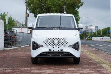 ���� �����V5 2025�� 1.6L���� 122���� 2�� ��ջ���ͼƬ