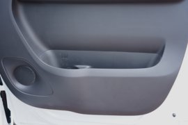 睿立达V6E&nbsp;VAN/轻客驾驶室图片