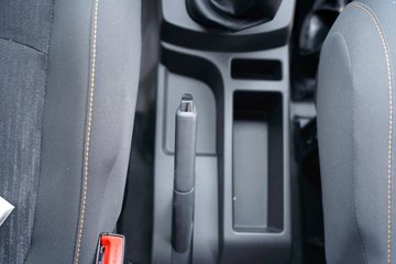 ���� �����V5 2025�� 1.6L���� 122���� 2�� ��ջ���ͼƬ