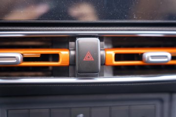 ���� �����V5 2025�� 1.6L���� 122���� 2�� ��ջ���ͼƬ