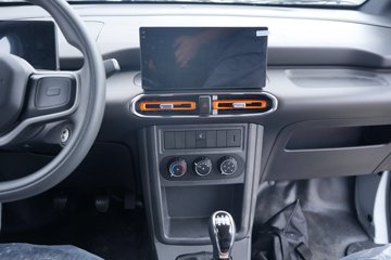 ���� �����V5 2025�� 1.6L���� 122���� 2�� ��ջ���ͼƬ