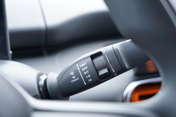 ���� �����V5 2025�� 1.6L���� 122���� 2�� ��ջ���ͼƬ